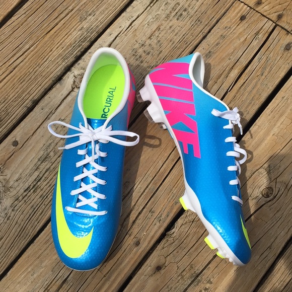 Nike Other - NWOT Rare Nike Mercurial Victory IV Soccer Cleats